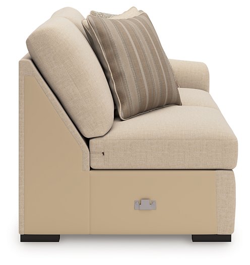 LadyMae Sectional with Chaise - Grand Central Home Furnishings