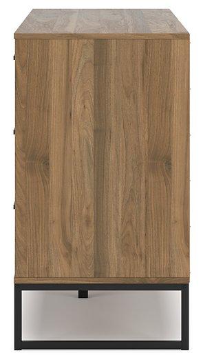 Deanlow Bedroom Package - Grand Central Home Furnishings