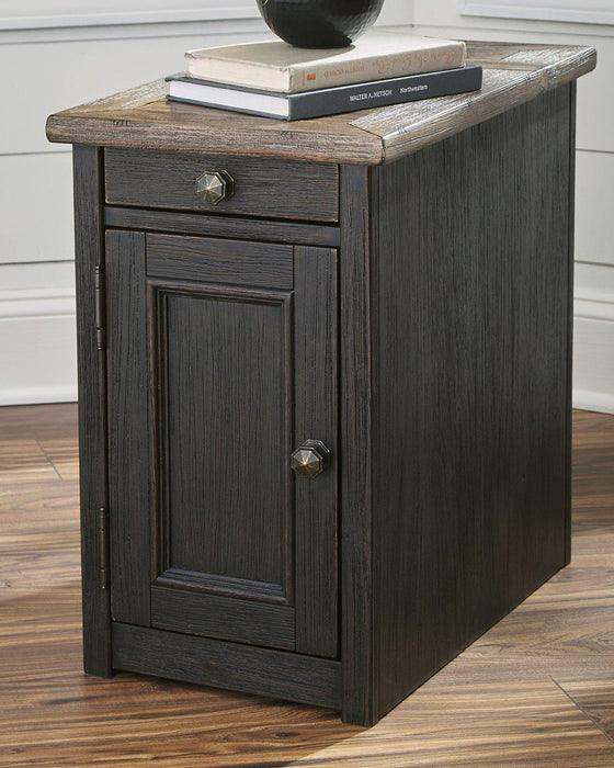 Tyler Creek End Table Set - Grand Central Home Furnishings